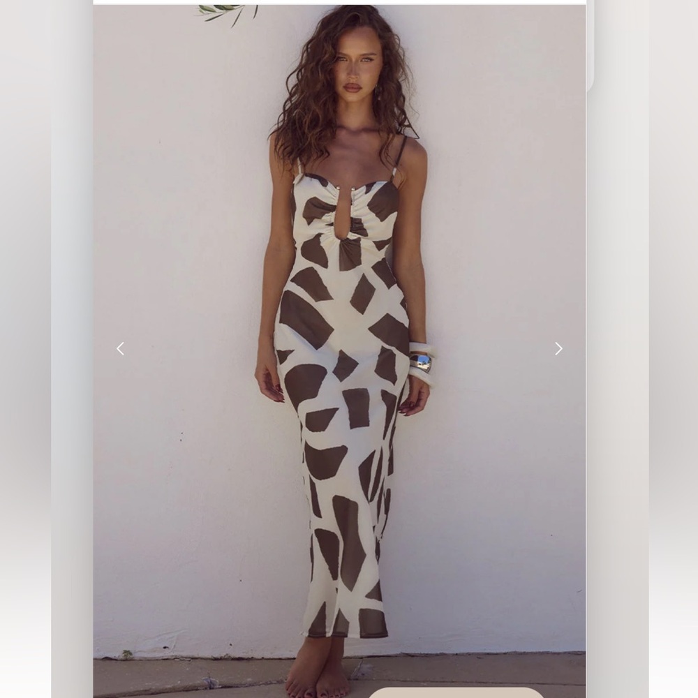 NWT- RUNAWAYTHELABEl
ASTORA MIDI DRESS - LAZURE CHOCOLATE